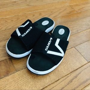 vans slip on sandal